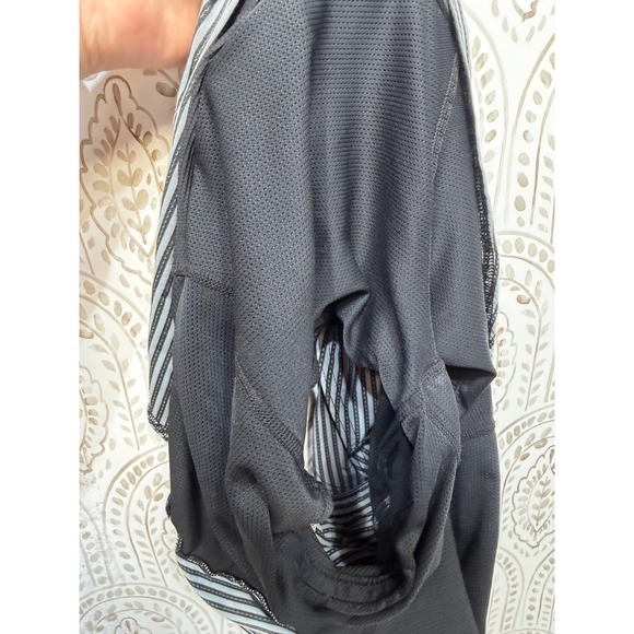 Athleta Womens Gray Black Striped Tiered Ruffle Running Tennis Skort Size M - Picture 8 of 8